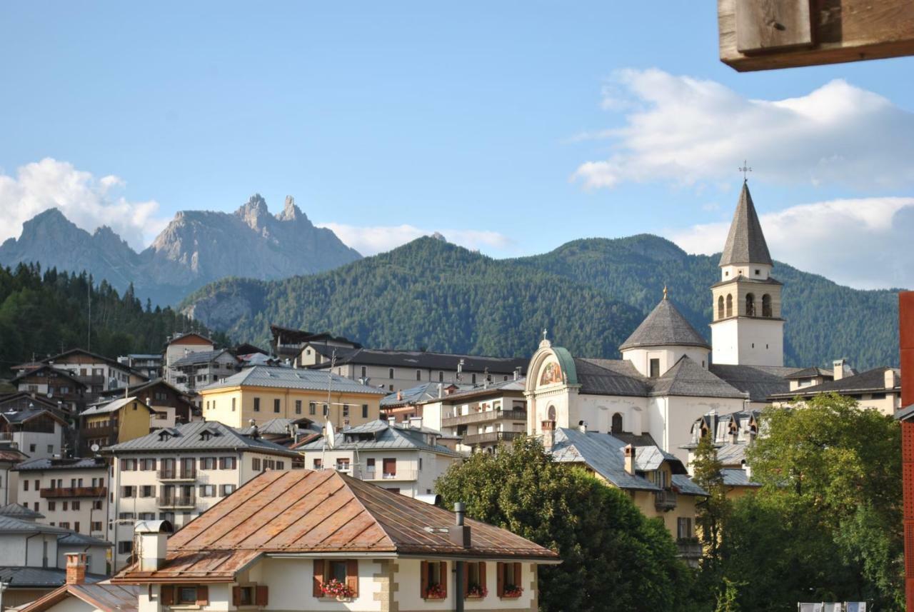 La Casa Di Monte Ricco Apartment Pieve di Cadore Bagian luar foto